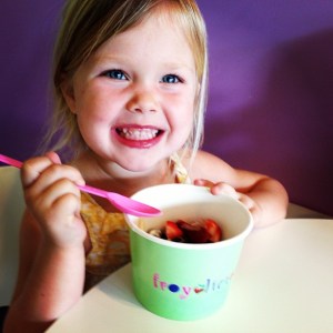 156033_10151318508377666_381799609_n