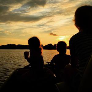 12106998_10153193424577666_806518053440430821_n